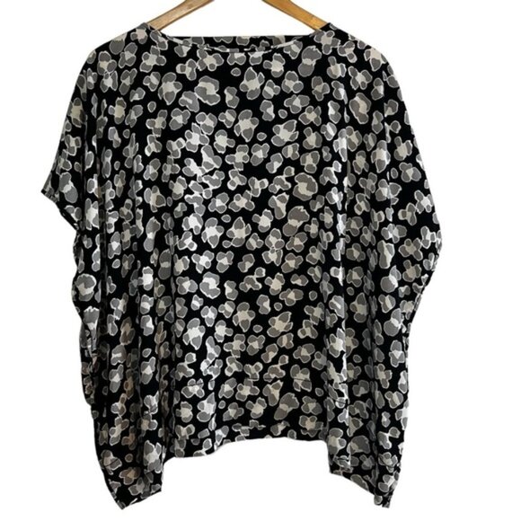 Diane Von Furstenberg silk hanky blouse oversized fit size S excellent condition - Picture 2 of 10